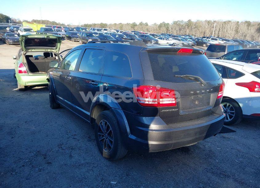 Photo 3 of 2018 Dodge Journey SE (VIN 3C4PDCAB4JT444264)