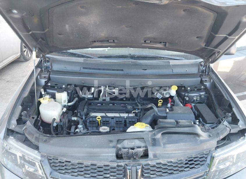 Photo 10 of 2018 Dodge Journey SE (VIN 3C4PDCAB4JT444653)