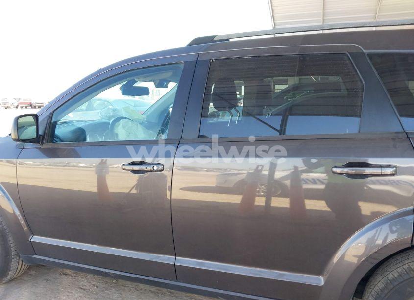 Photo 13 of 2018 Dodge Journey SE (VIN 3C4PDCAB4JT444653)