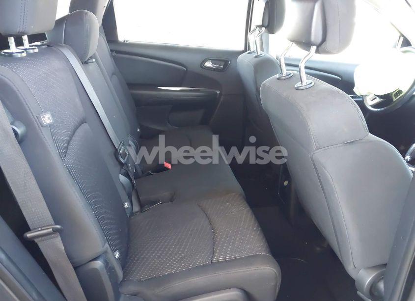 Photo 8 of 2018 Dodge Journey SE (VIN 3C4PDCAB4JT444653)