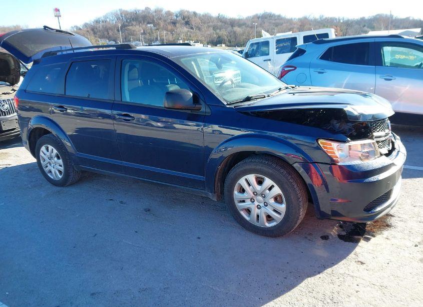 2018 Dodge Journey SE (VIN 3C4PDCAB4JT499037) main photo
