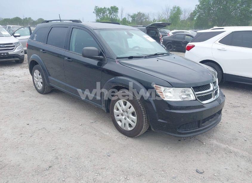 2018 Dodge Journey SE (VIN 3C4PDCAB4JT506777) main photo