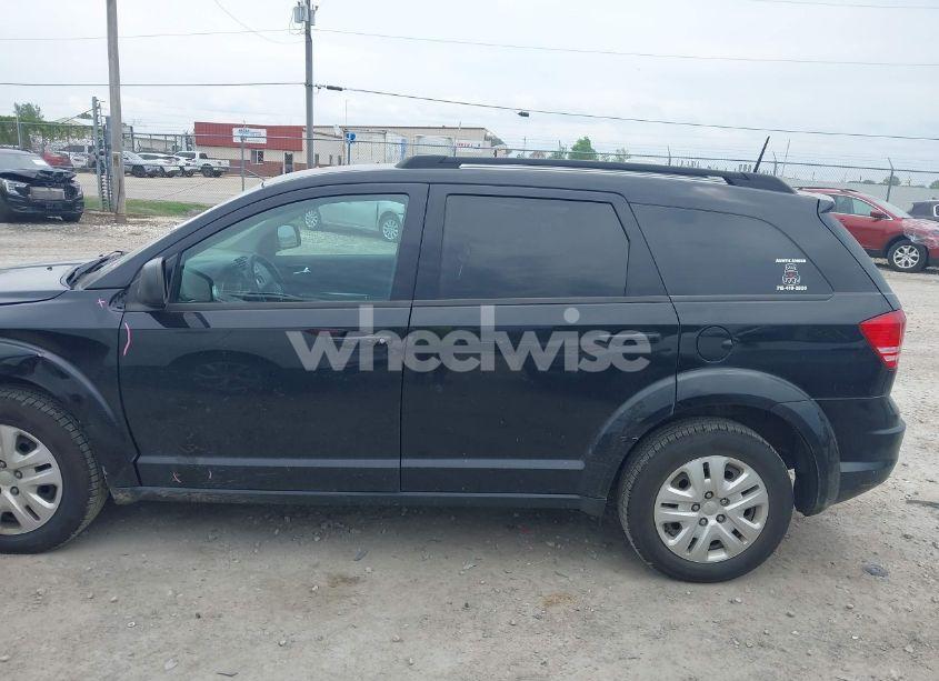 Photo 14 of 2018 Dodge Journey SE (VIN 3C4PDCAB4JT506777)