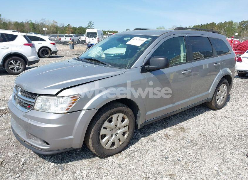 Photo 2 of 2019 Dodge Journey SE VALUE PACKAGE (VIN 3C4PDCAB4KT797380)