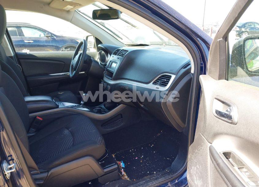 Photo 5 of 2019 Dodge Journey SE VALUE PACKAGE (VIN 3C4PDCAB4KT820768)