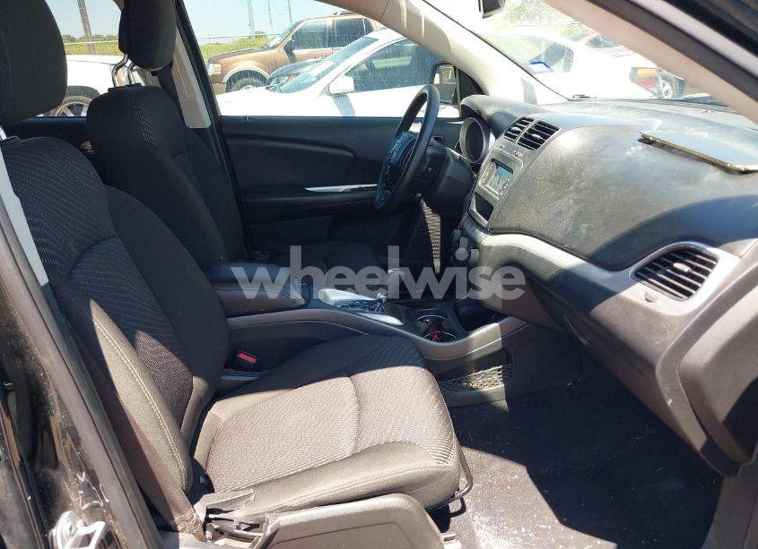 Photo 5 of 2019 Dodge Journey SE VALUE PACKAGE (VIN 3C4PDCAB4KT858968)