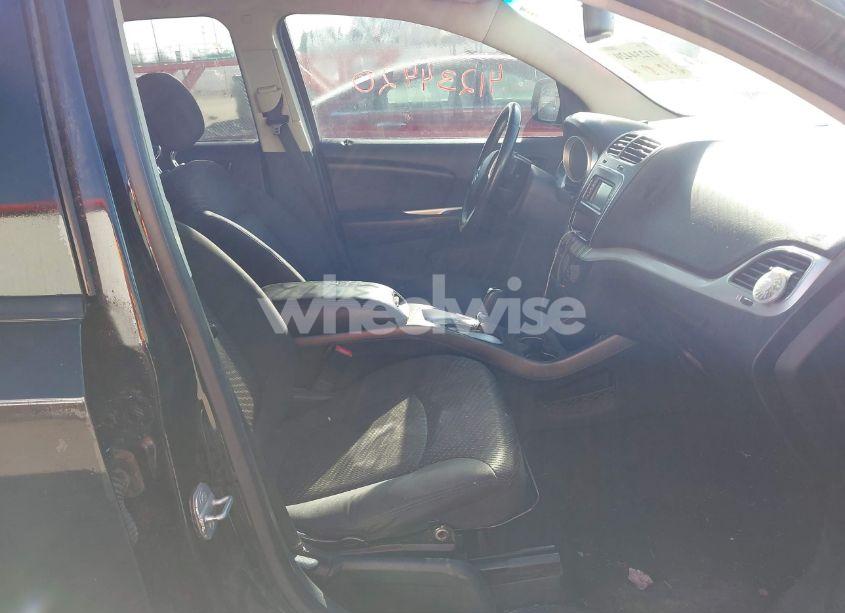 Photo 5 of 2014 Dodge Journey SE (VIN 3C4PDCAB5ET316752)