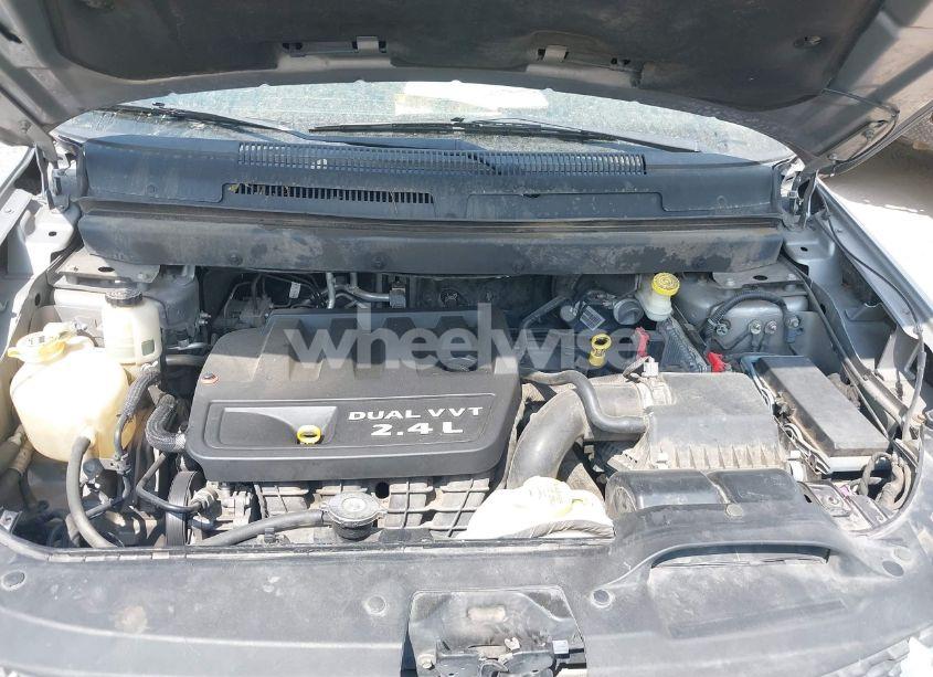 Photo 10 of 2015 Dodge Journey SE (VIN 3C4PDCAB5FT614364)