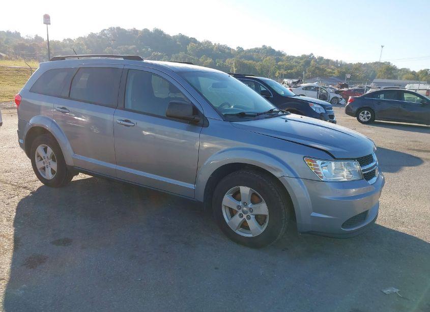 2015 Dodge Journey SE (VIN 3C4PDCAB5FT714223) main photo