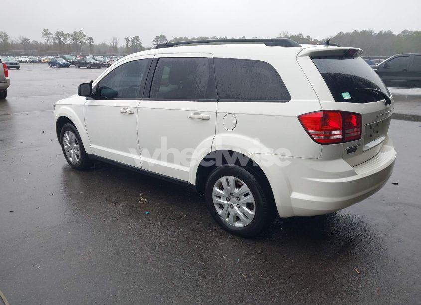 Photo 3 of 2016 Dodge Journey SE (VIN 3C4PDCAB5GT186068)