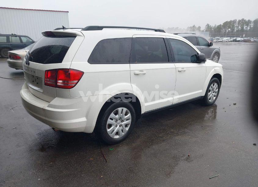 Photo 4 of 2016 Dodge Journey SE (VIN 3C4PDCAB5GT186068)