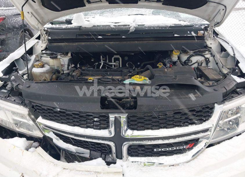 Photo 10 of 2016 Dodge Journey SE (VIN 3C4PDCAB5GT223359)