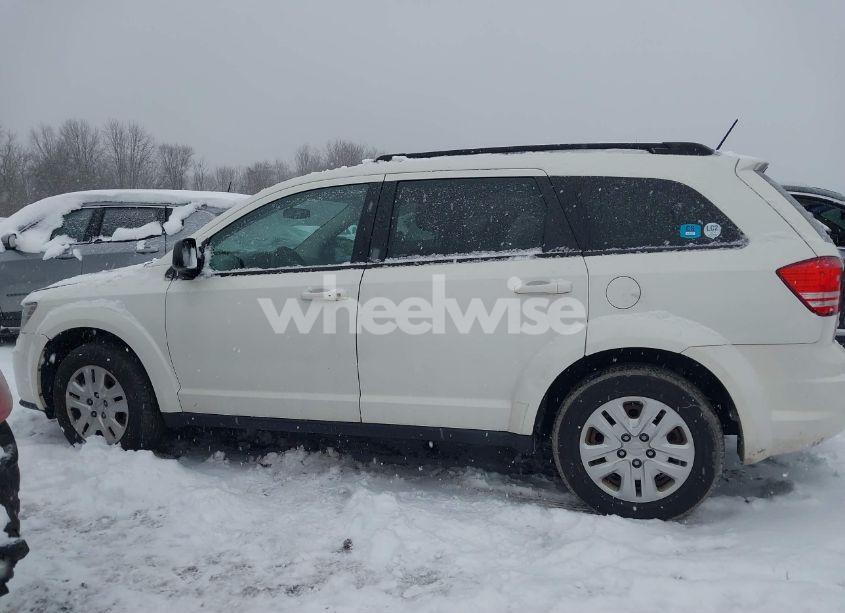 Photo 15 of 2016 Dodge Journey SE (VIN 3C4PDCAB5GT223359)