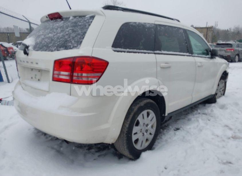 Photo 4 of 2016 Dodge Journey SE (VIN 3C4PDCAB5GT223359)