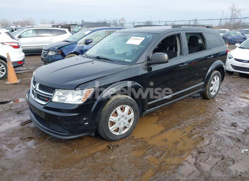 Photo 2 of 2017 Dodge Journey SE (VIN 3C4PDCAB5HT558994)