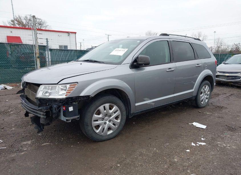 Photo 2 of 2017 Dodge Journey SE (VIN 3C4PDCAB5HT584219)
