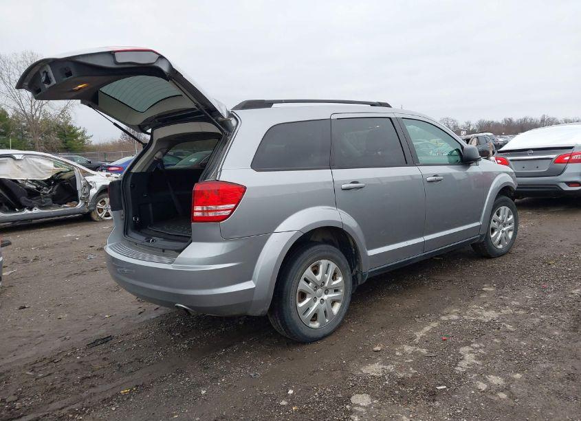 Photo 4 of 2017 Dodge Journey SE (VIN 3C4PDCAB5HT584219)
