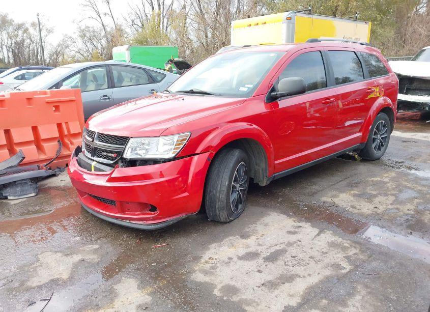 Photo 2 of 2017 Dodge Journey SE (VIN 3C4PDCAB5HT607546)