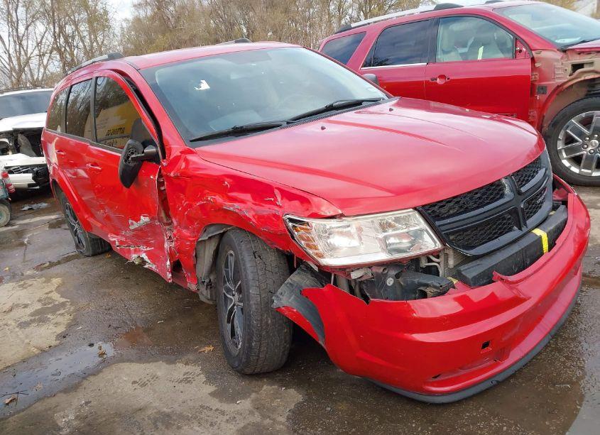 Photo 6 of 2017 Dodge Journey SE (VIN 3C4PDCAB5HT607546)