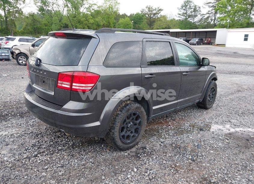 Photo 4 of 2017 Dodge Journey SE (VIN 3C4PDCAB5HT608115)