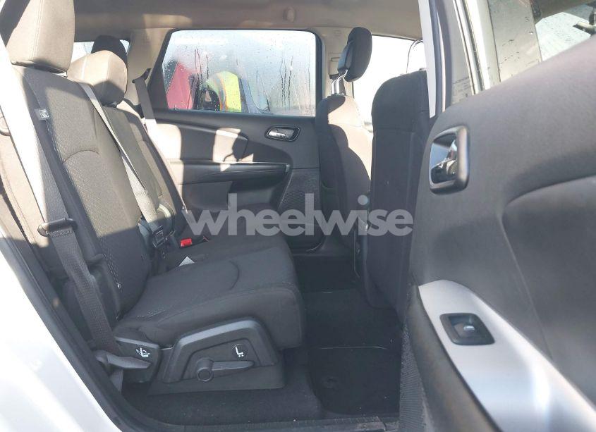 Photo 8 of 2017 Dodge Journey SE (VIN 3C4PDCAB5HT643978)