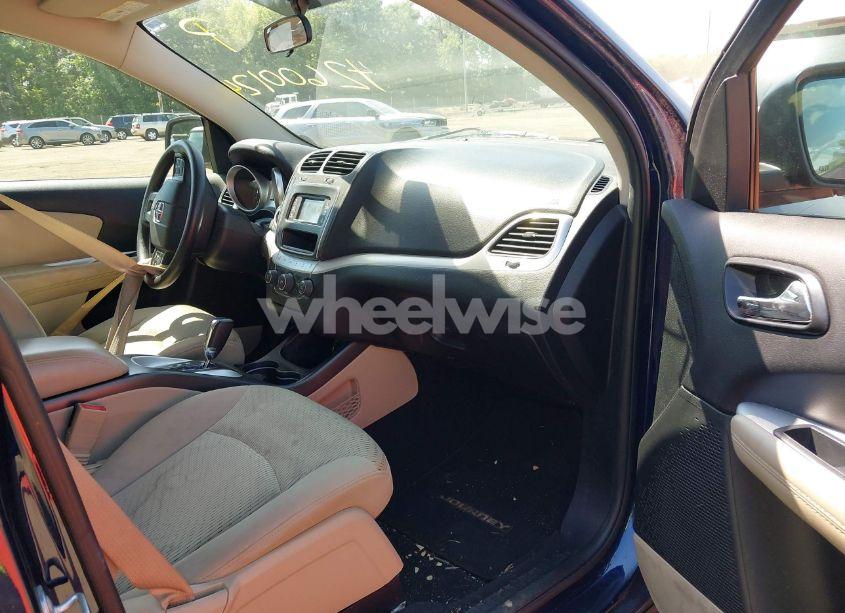 Photo 5 of 2017 Dodge Journey SE (VIN 3C4PDCAB5HT653748)