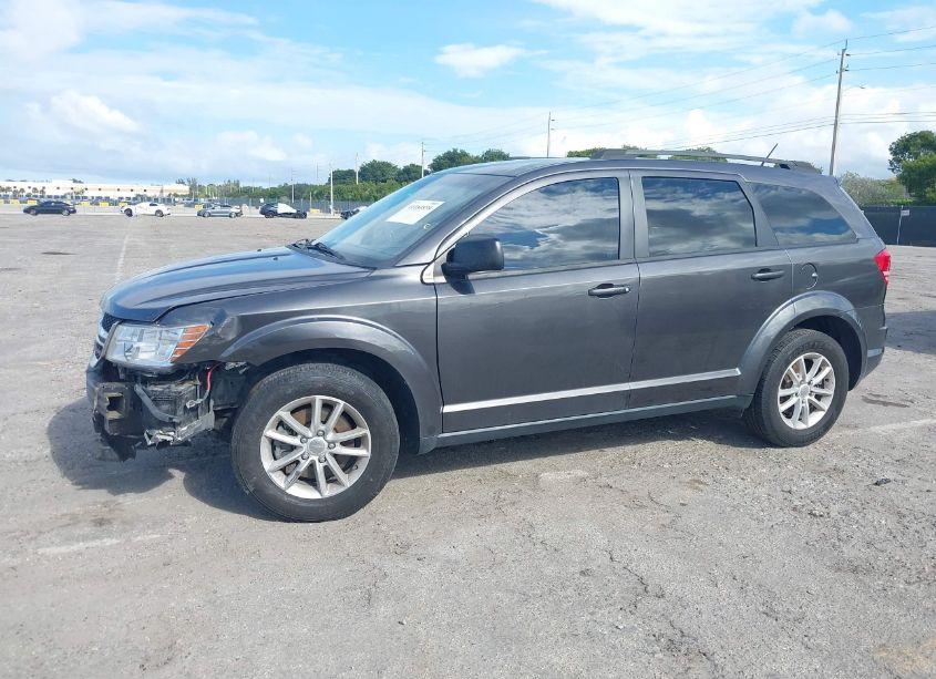 Photo 2 of 2017 Dodge Journey SE (VIN 3C4PDCAB5HT673711)