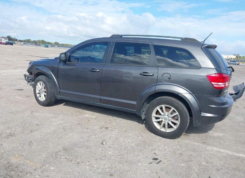 Photo 3 of 2017 Dodge Journey SE (VIN 3C4PDCAB5HT673711)