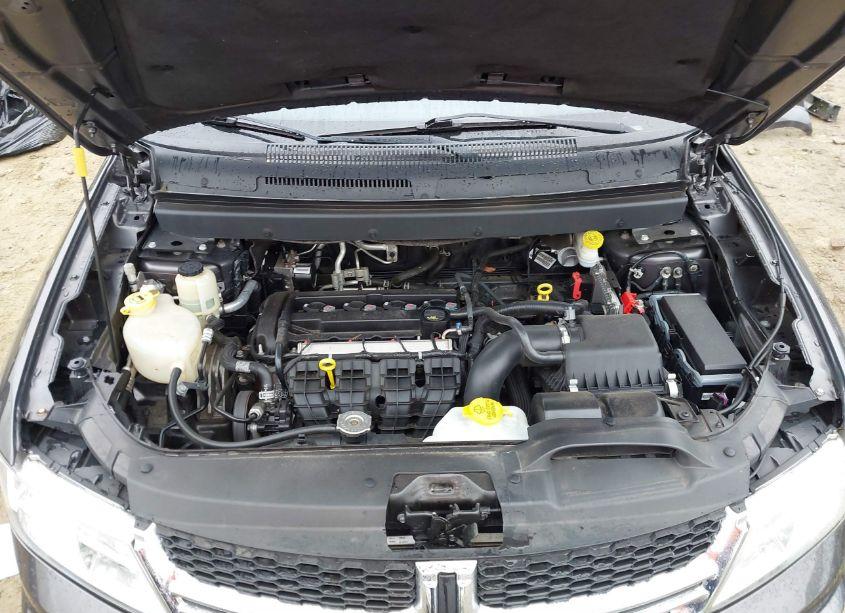 Photo 10 of 2017 Dodge Journey SE (VIN 3C4PDCAB5HT694655)