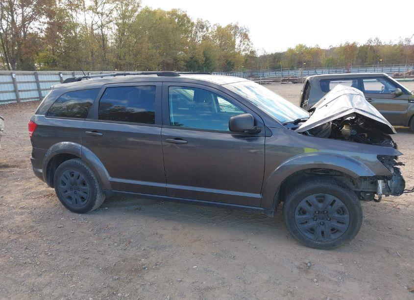 Photo 13 of 2017 Dodge Journey SE (VIN 3C4PDCAB5HT694672)