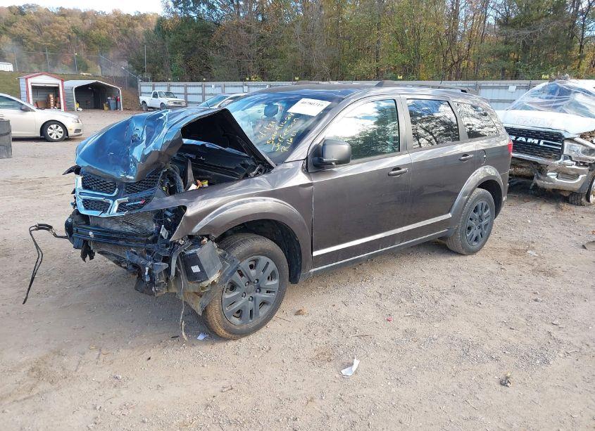 Photo 2 of 2017 Dodge Journey SE (VIN 3C4PDCAB5HT694672)
