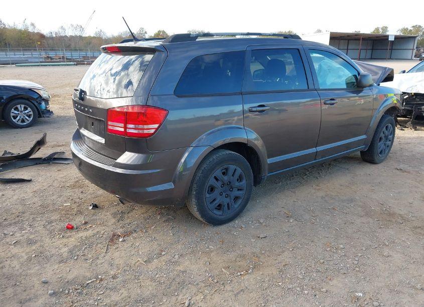 Photo 4 of 2017 Dodge Journey SE (VIN 3C4PDCAB5HT694672)