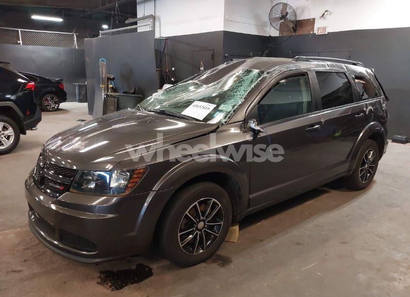 Photo 2 of 2017 Dodge Journey SE (VIN 3C4PDCAB5HT706531)