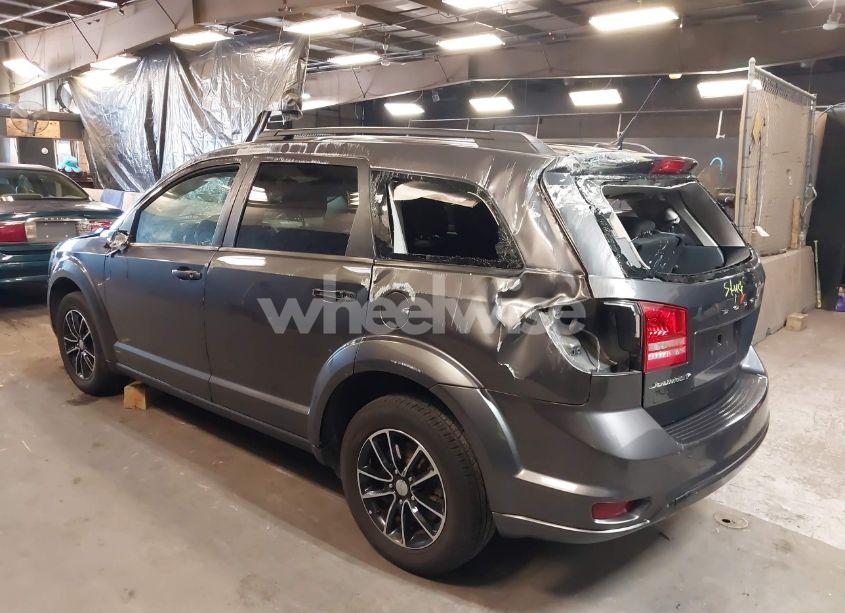 Photo 3 of 2017 Dodge Journey SE (VIN 3C4PDCAB5HT706531)