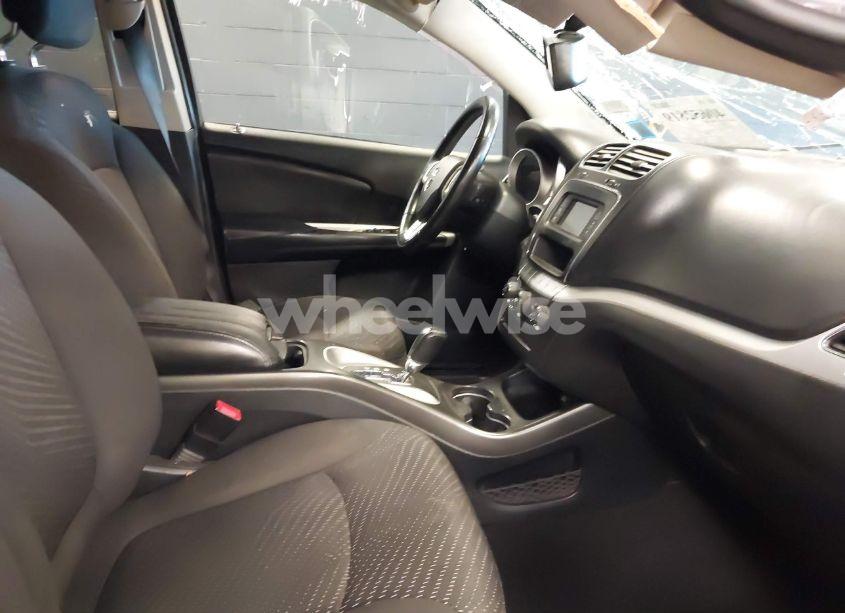 Photo 5 of 2017 Dodge Journey SE (VIN 3C4PDCAB5HT706531)