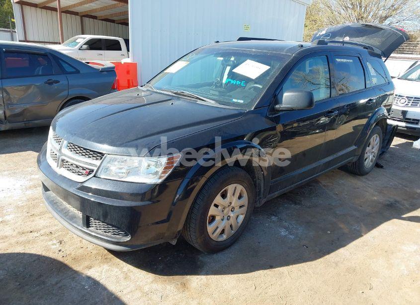 Photo 2 of 2017 Dodge Journey SE (VIN 3C4PDCAB5HT707307)