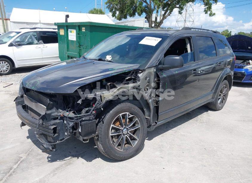 Photo 2 of 2017 Dodge Journey SE (VIN 3C4PDCAB5HT708103)