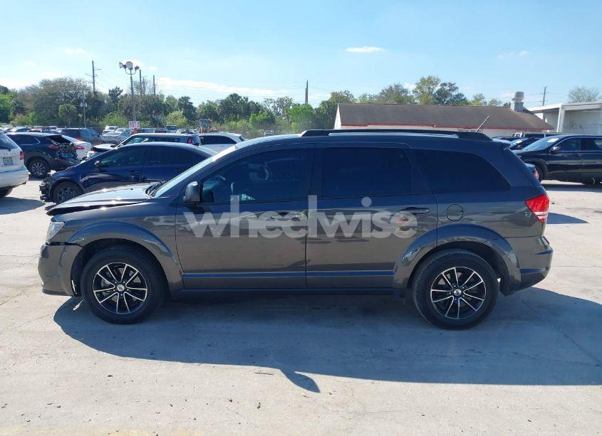 Photo 14 of 2018 Dodge Journey SE (VIN 3C4PDCAB5JT196462)