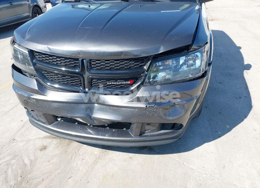 Photo 6 of 2018 Dodge Journey SE (VIN 3C4PDCAB5JT196462)