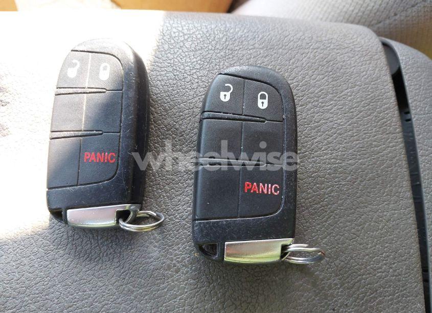 Photo 11 of 2018 Dodge Journey SE (VIN 3C4PDCAB5JT217004)