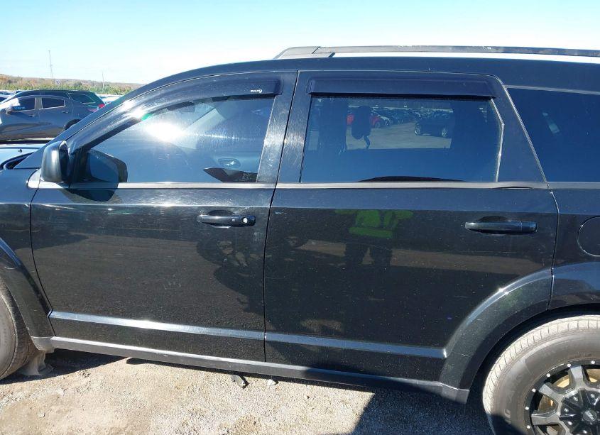 Photo 14 of 2018 Dodge Journey SE (VIN 3C4PDCAB5JT302182)