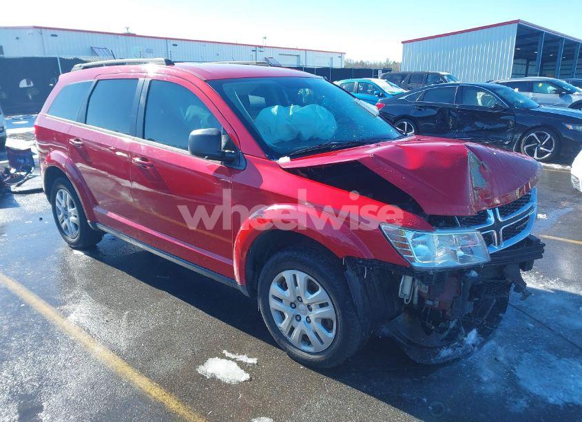 2018 Dodge Journey SE (VIN 3C4PDCAB5JT302473) main photo