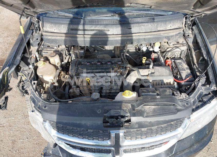 Photo 10 of 2018 Dodge Journey SE (VIN 3C4PDCAB5JT344562)