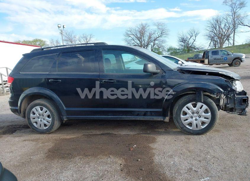 Photo 14 of 2018 Dodge Journey SE (VIN 3C4PDCAB5JT344562)