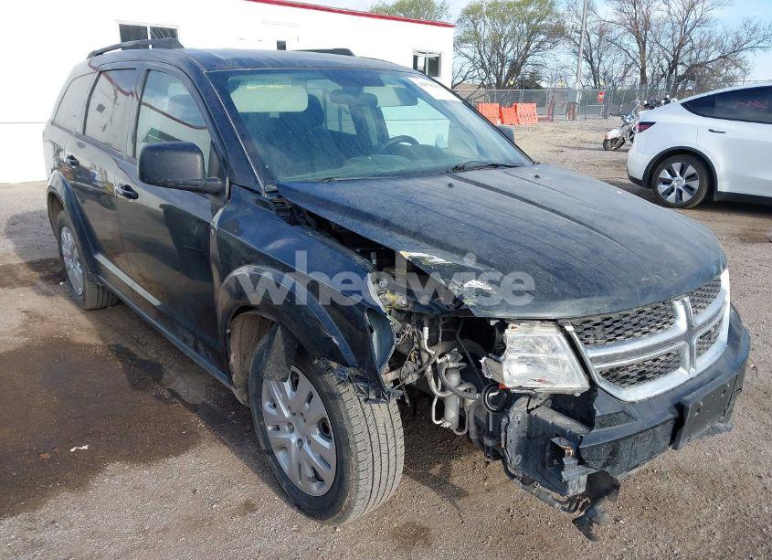 Photo 6 of 2018 Dodge Journey SE (VIN 3C4PDCAB5JT344562)