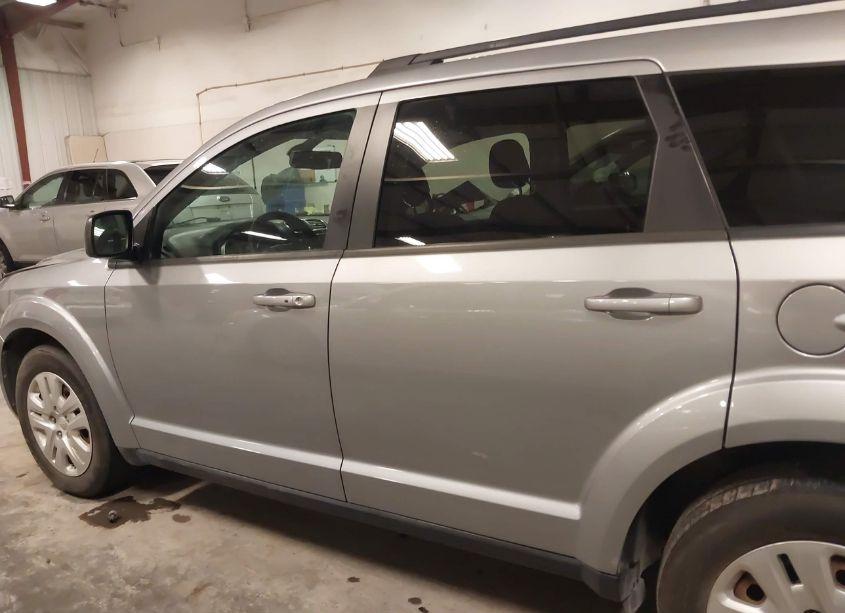 Photo 15 of 2018 Dodge Journey SE (VIN 3C4PDCAB5JT444144)