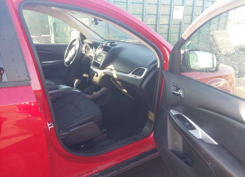 Photo 5 of 2018 Dodge Journey SE (VIN 3C4PDCAB5JT497863)