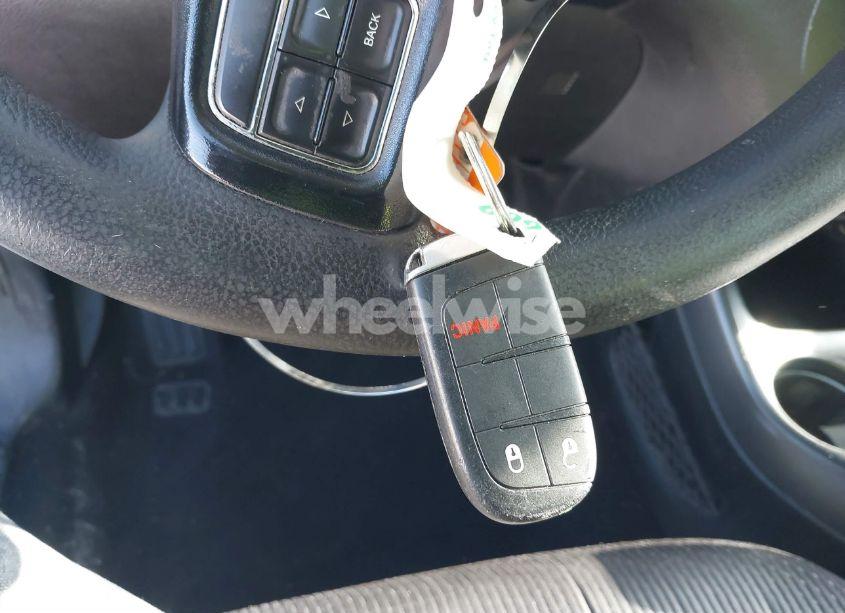 Photo 11 of 2018 Dodge Journey SE (VIN 3C4PDCAB5JT510207)