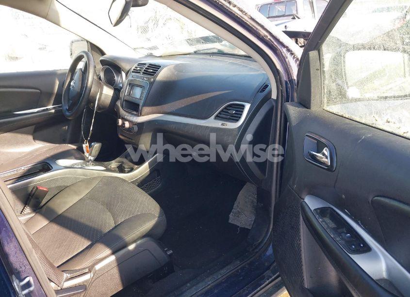 Photo 5 of 2018 Dodge Journey SE (VIN 3C4PDCAB5JT510207)