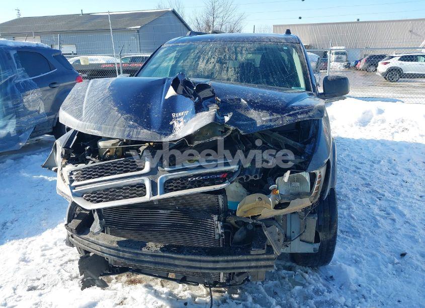 Photo 6 of 2018 Dodge Journey SE (VIN 3C4PDCAB5JT510207)